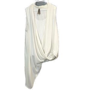 -Penningtons Asymmetrical Layered Top 2X Creme